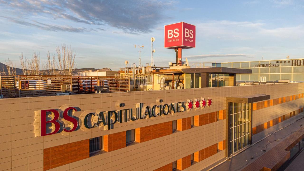 Hotel Bs Capitulaciones Santafé